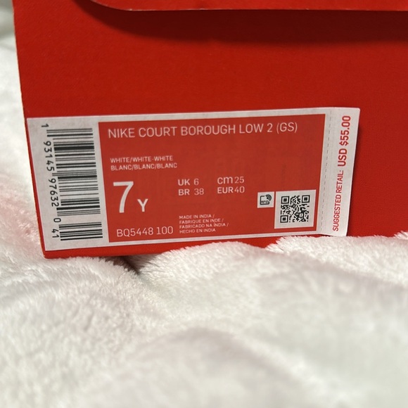 NWT 7Y Nike Shoes - Picture 6 of 6